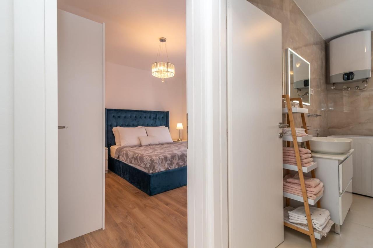 Apartament Oleandar Trogir Zewnętrze zdjęcie