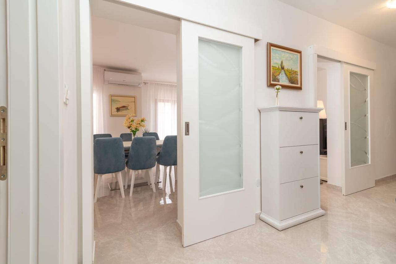Apartament Oleandar Trogir Zewnętrze zdjęcie