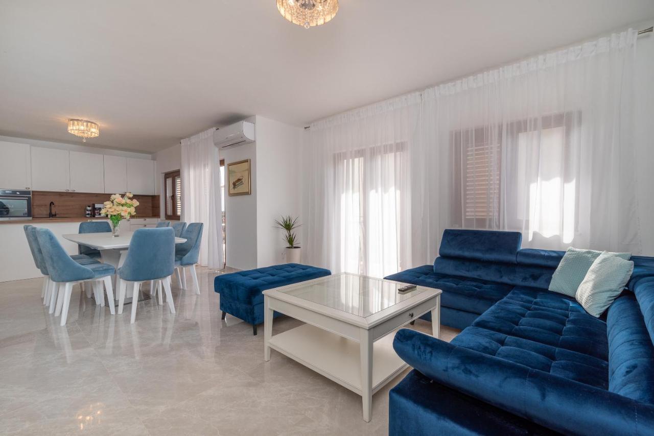 Apartament Oleandar Trogir Zewnętrze zdjęcie